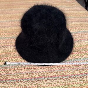 DNY Wool Blend Bell Style Elegant Black Women's Hat